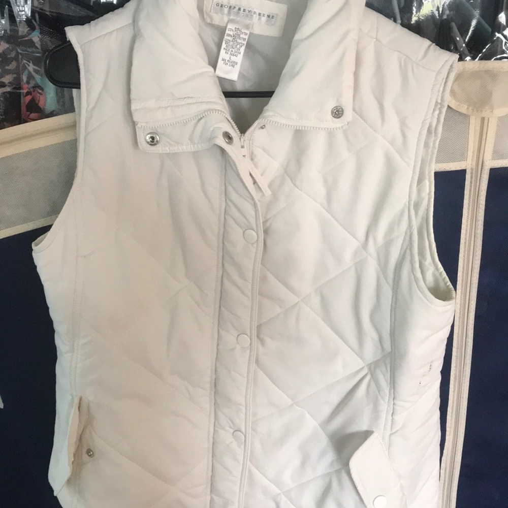White vest